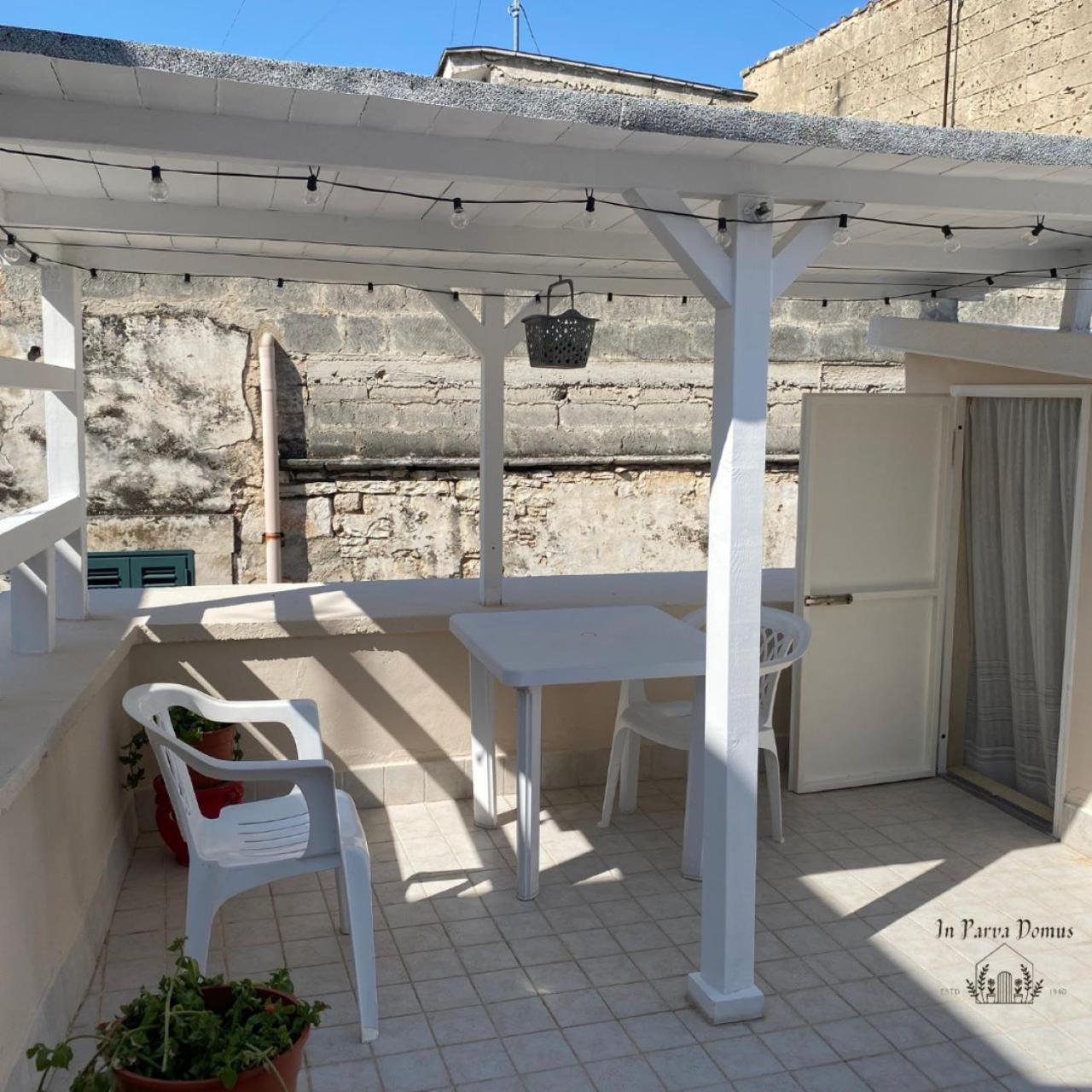 Ferienwohnung In Parva Domus Bitonto Exterior foto